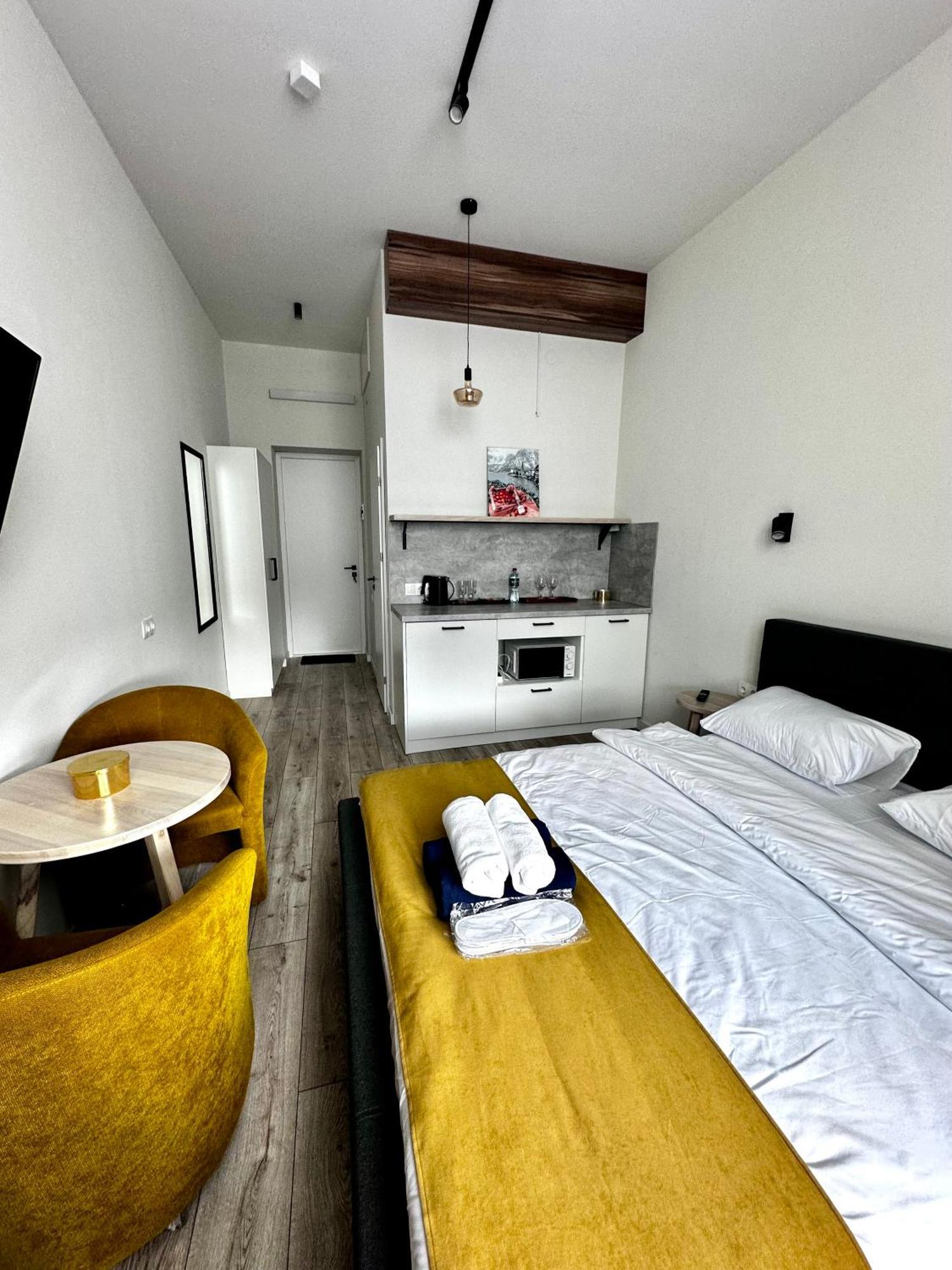 Hotel Gallery 21 Liov Exterior foto