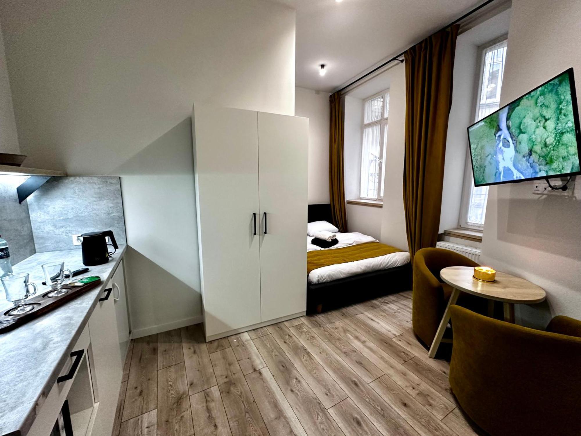 Hotel Gallery 21 Liov Exterior foto